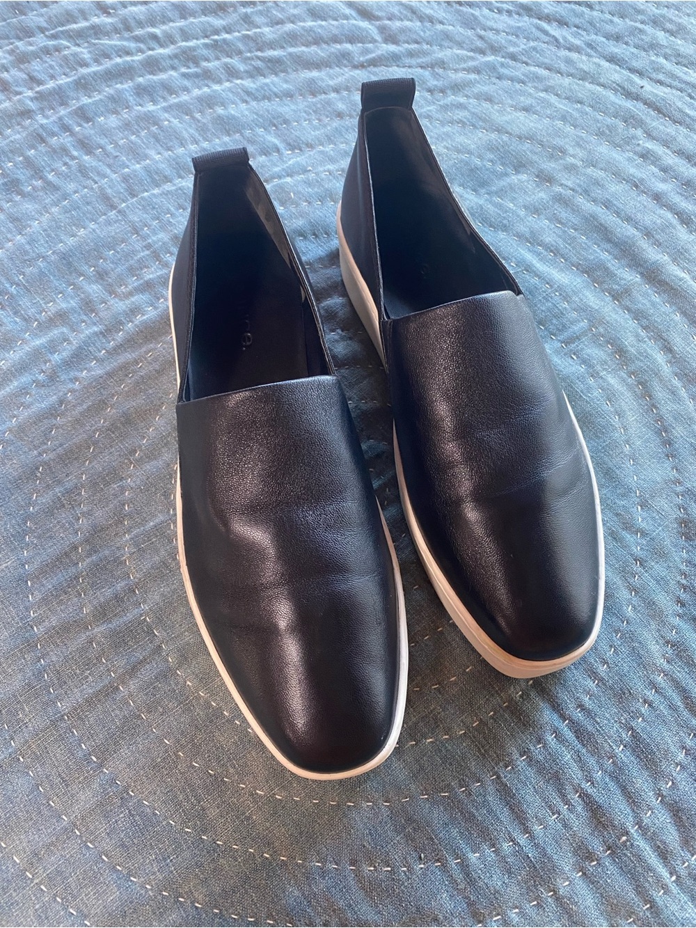 Vince Saxon Black Leather Slip-On Sneakers 9 - Picture 2 of 9